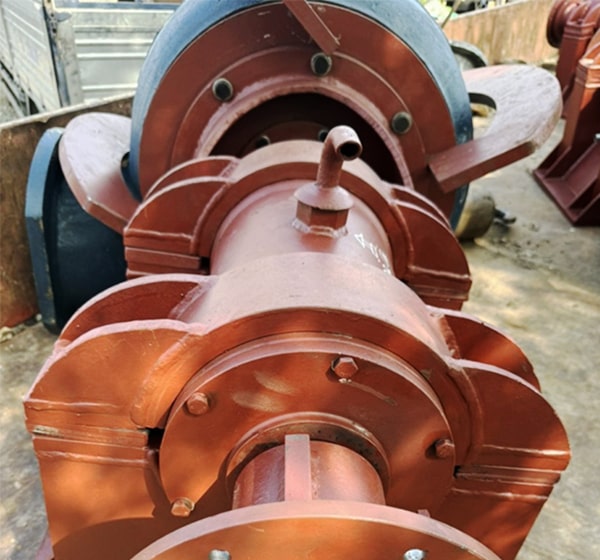 sên bơm cát hợp kim